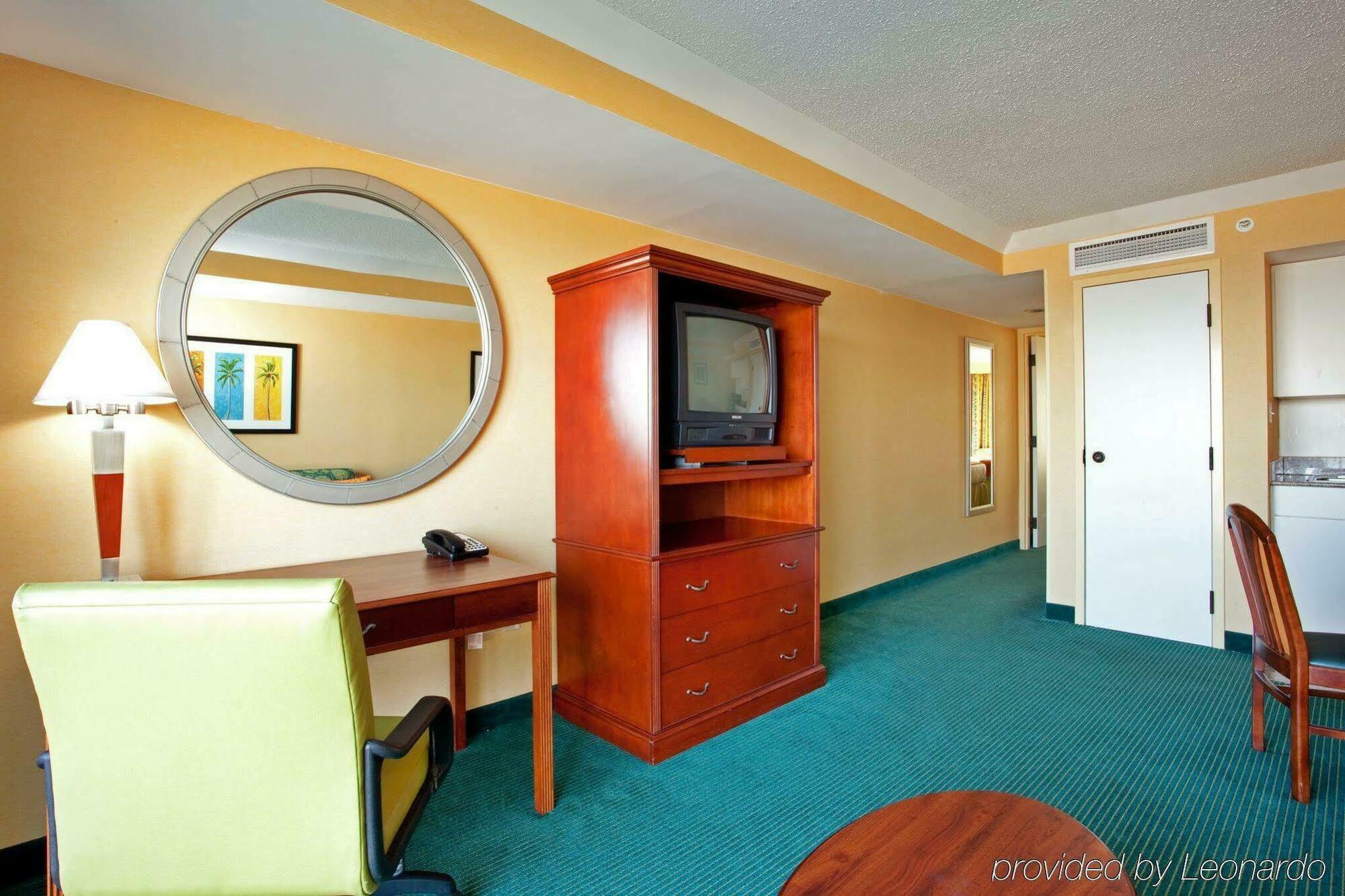 Holiday Inn Express Hotel & Suites Virginia Beach Oceanfront, An Ihg Hotel Quarto foto